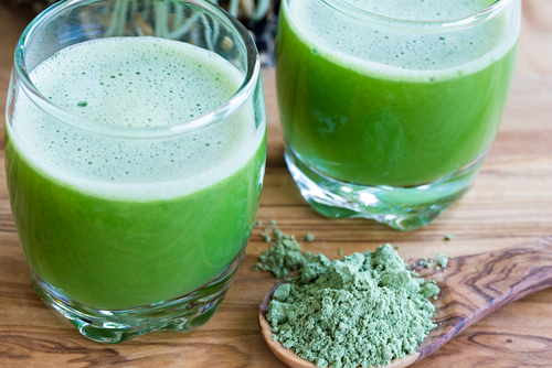 zelený jačmeň nápoj prášok
