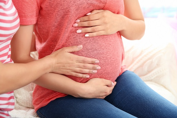 pôrodná-asistentka-cena