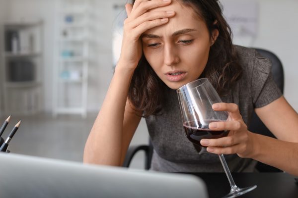 abstinenčné príznaky alkoholika